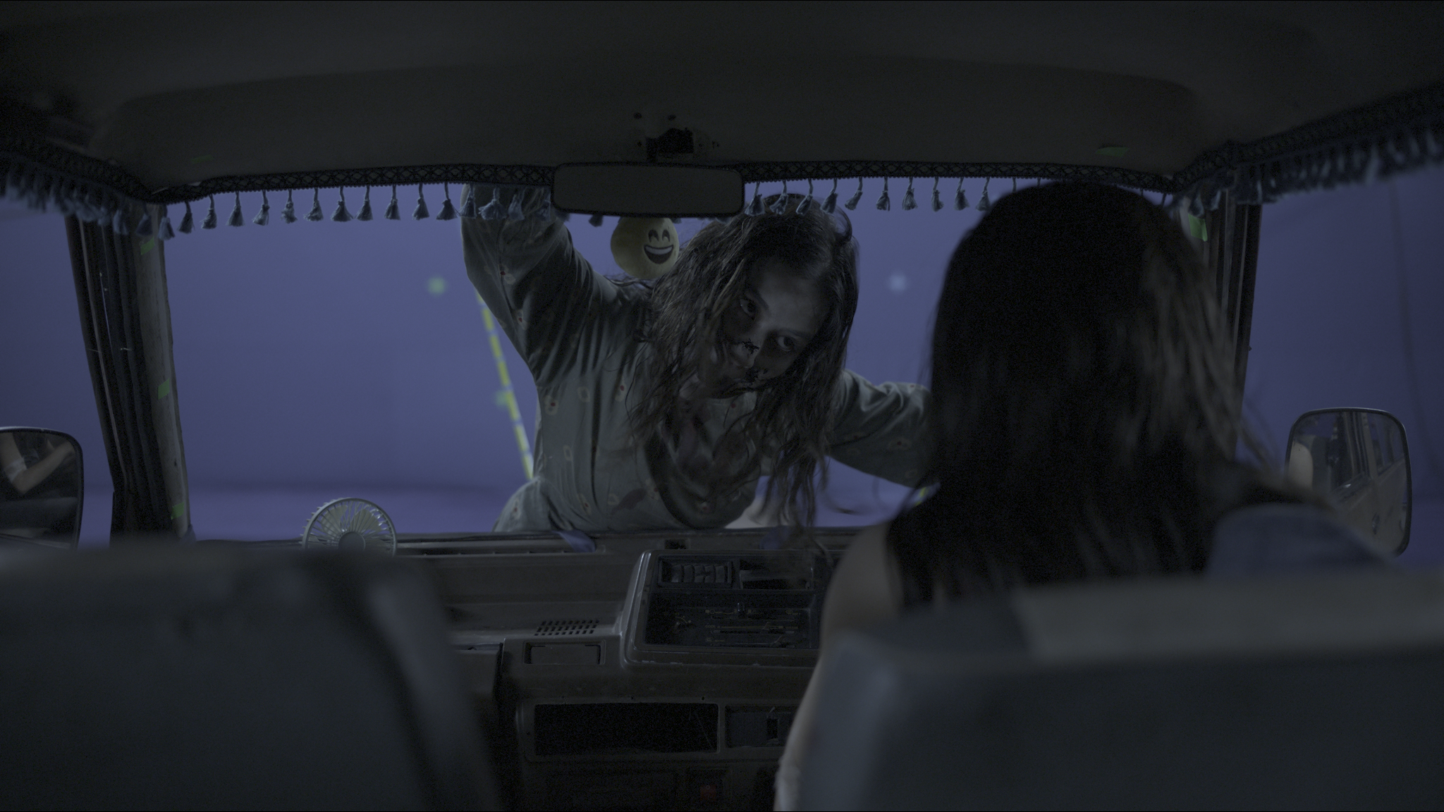 PMST_R4_CG_SH_017_Mobil_Kaca_Pecah_(353594)